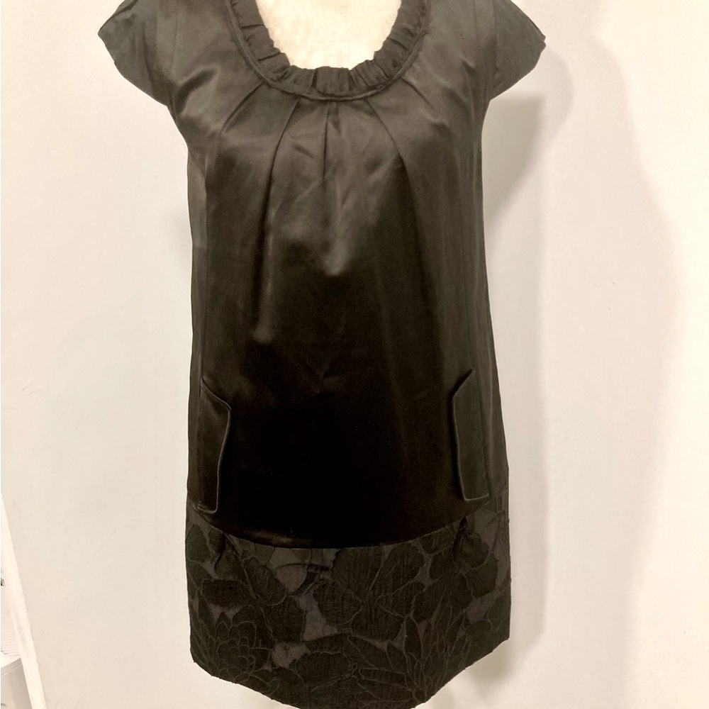 Hanii wool and silk shift dress